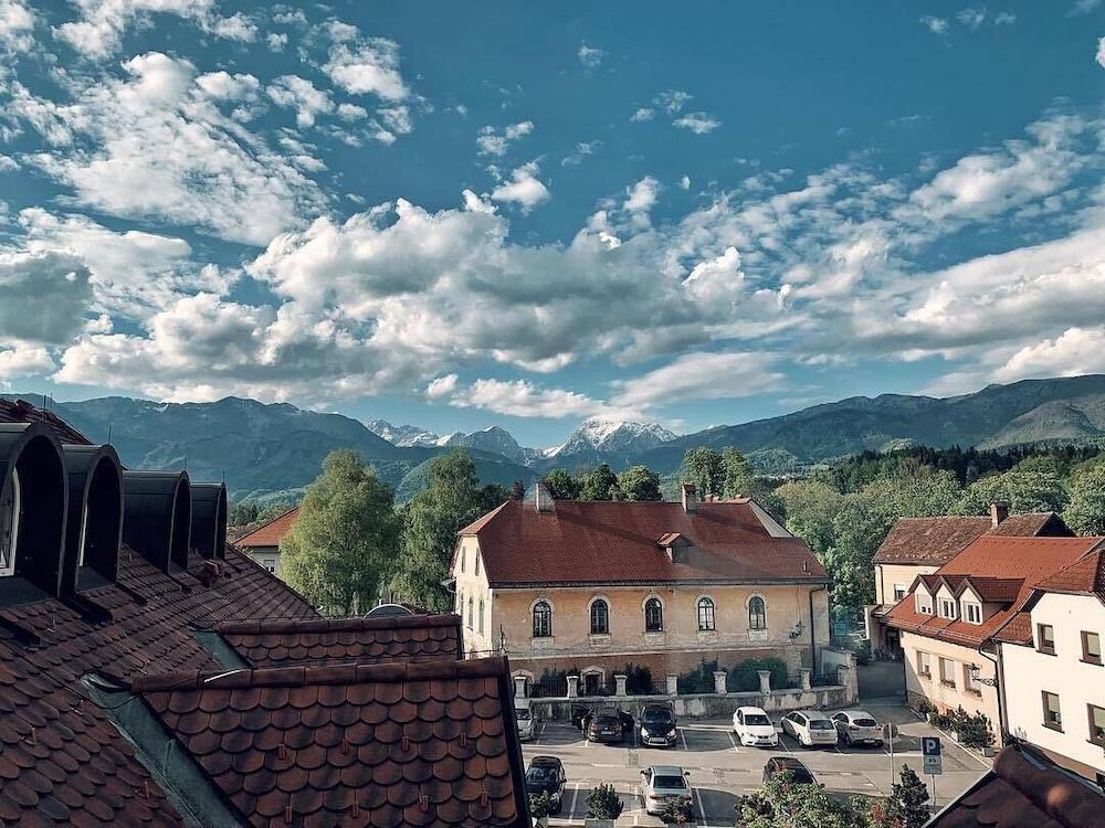 Hotel Md Kamnik Bagian luar foto