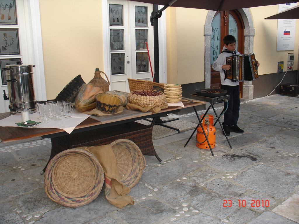 Hotel Md Kamnik Ruang foto