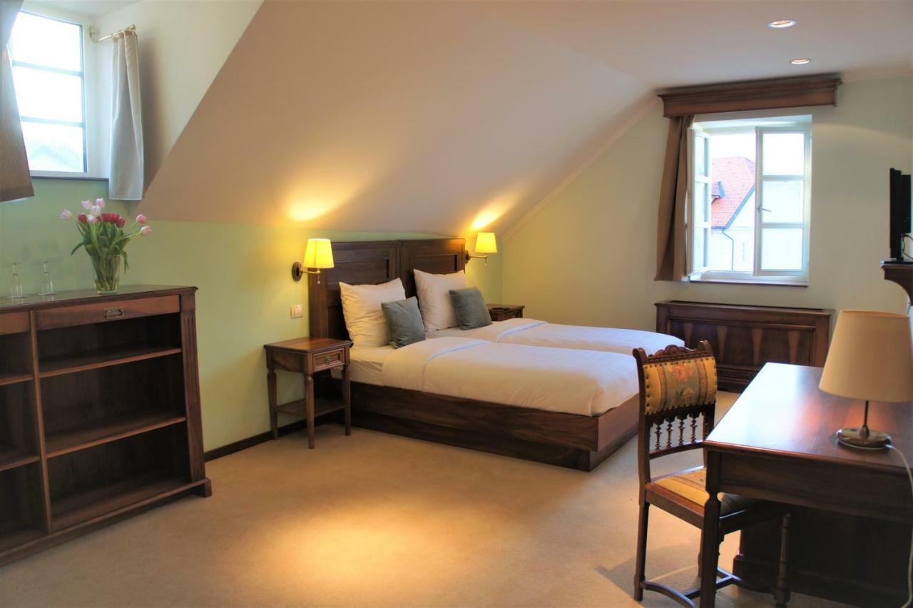 Hotel Md Kamnik Bagian luar foto